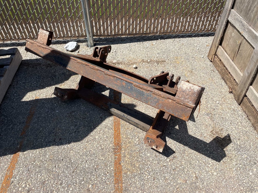 F250 Ford Plow Mount (O10)