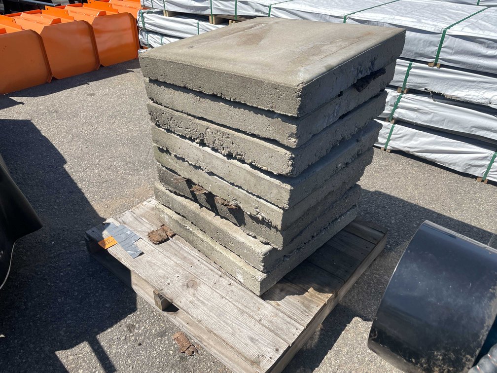 (8) Concrete Pavers (O7)