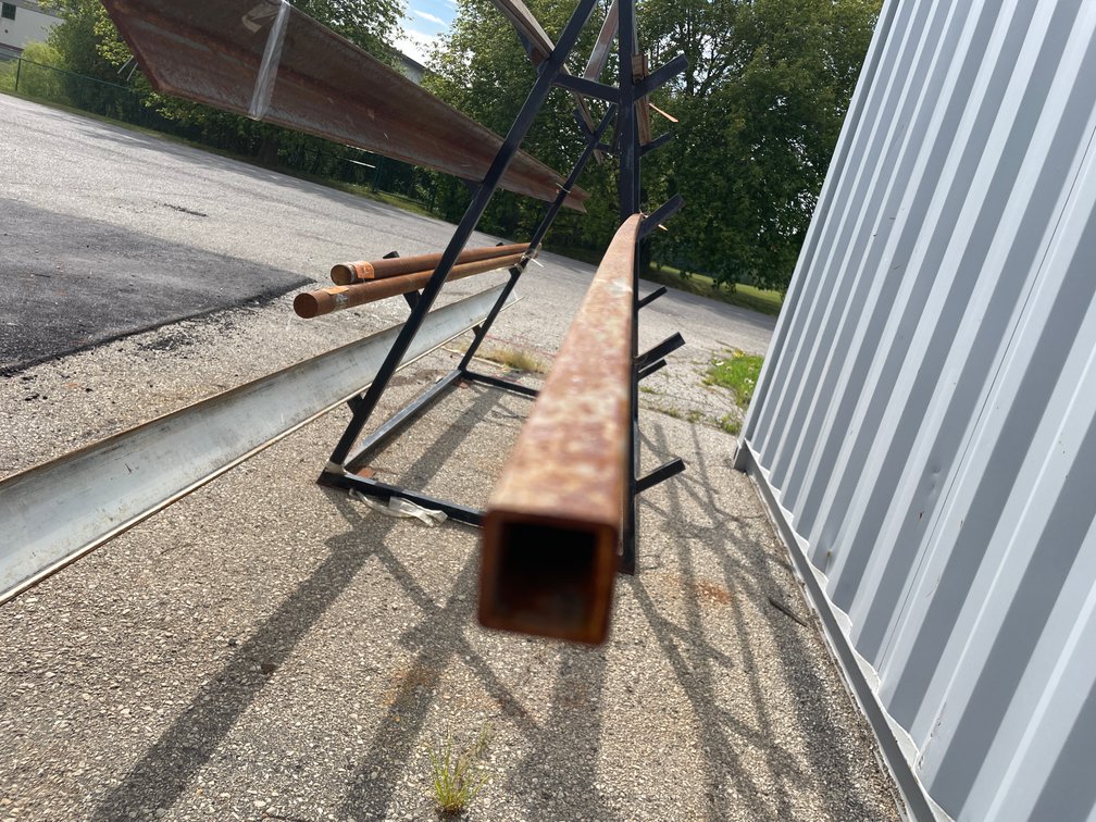 Steel Stock (CONTBLACKRACK)