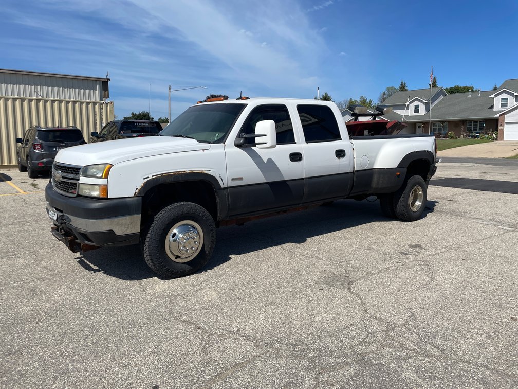 2003 Chevy Silverado 3500 (Has WI Title) (OF)