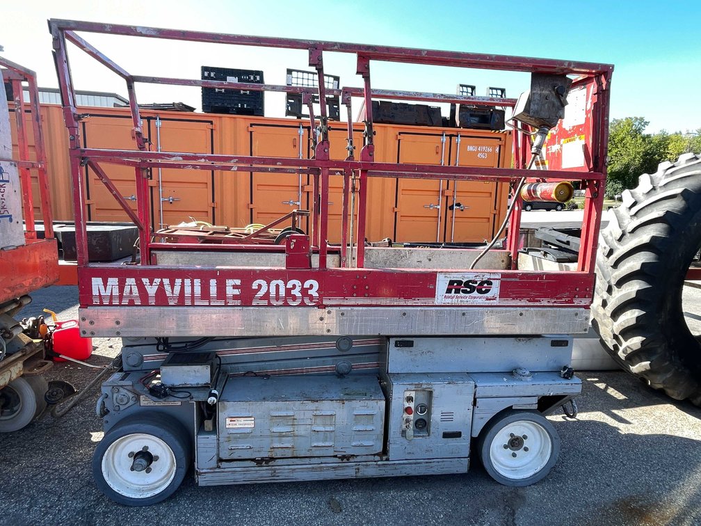 Mec 2033 Scissor Lift (O4)