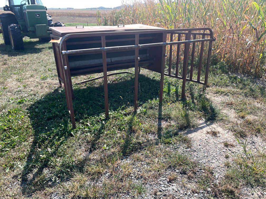 Tarter Creep Feeder