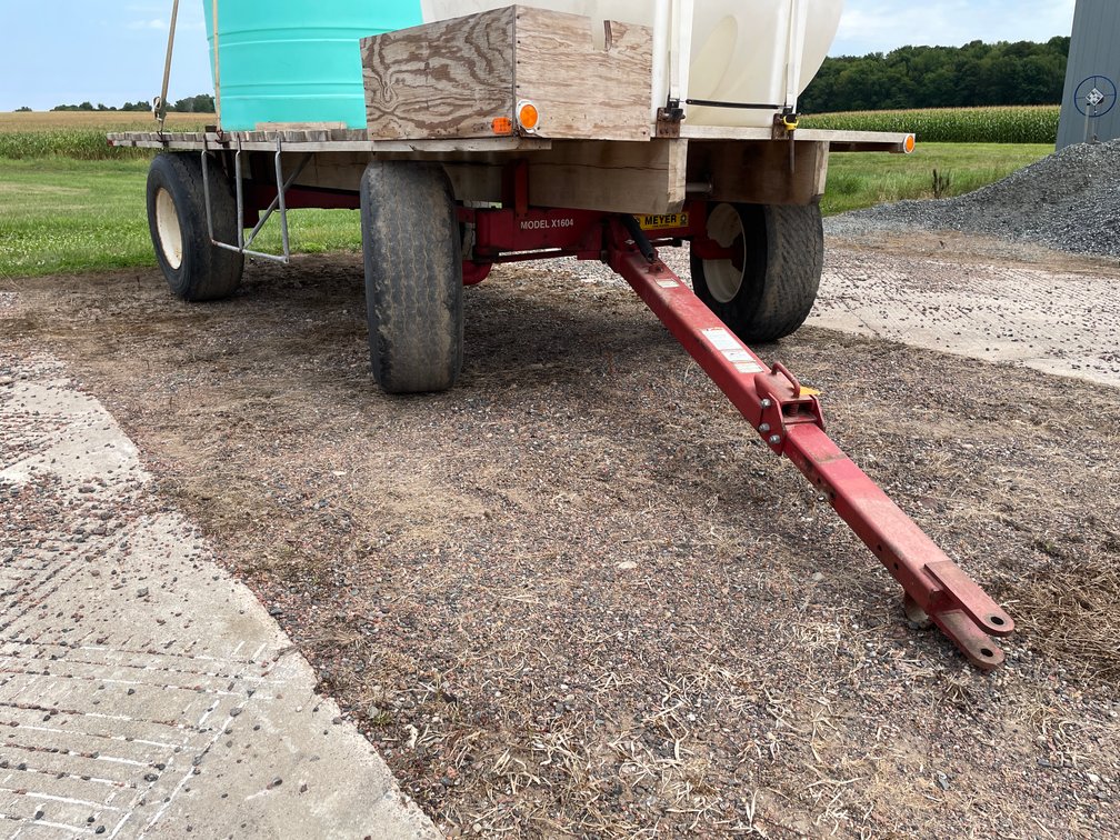 Myer X1604 Flatbed Wagon