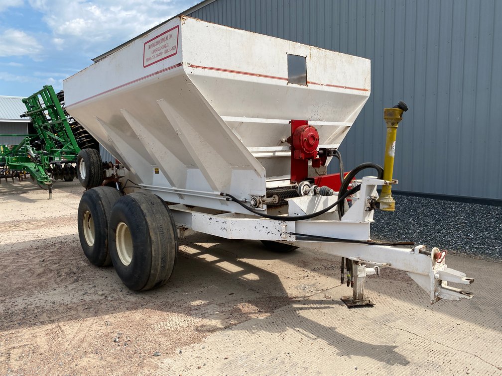 Chandler Equipment Fertilizer Spreader Cart