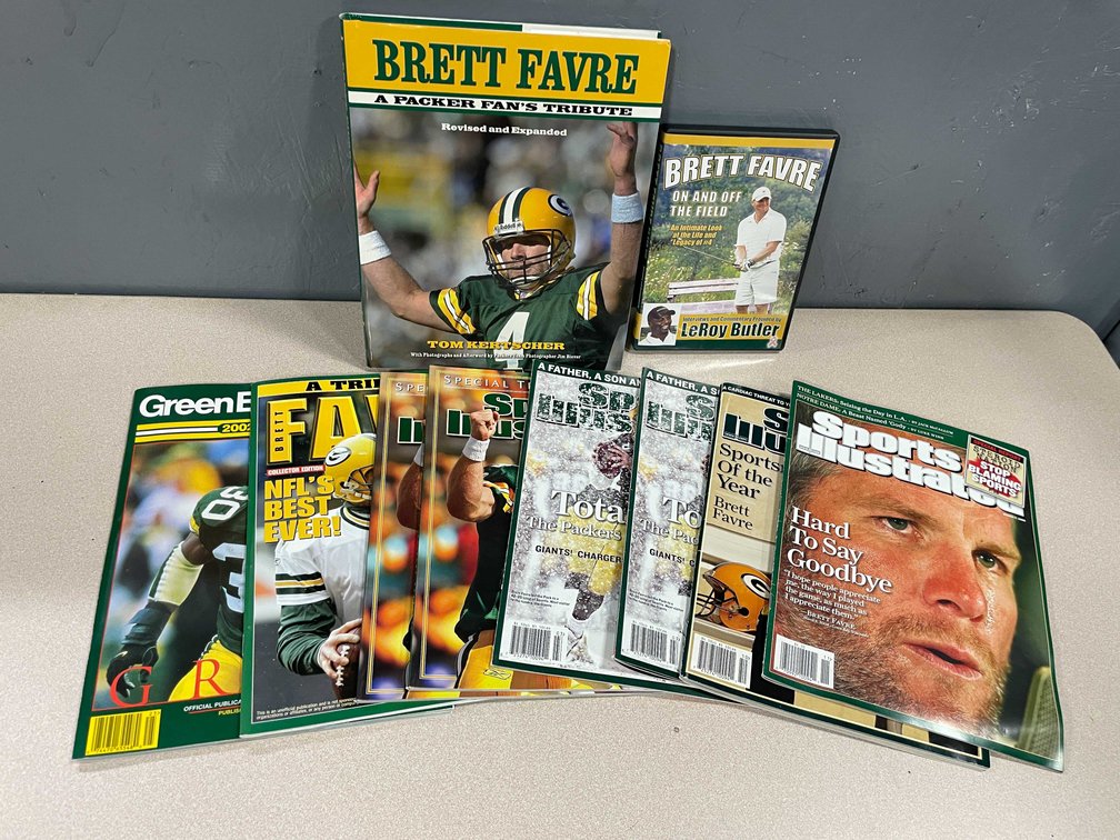 (10) Brett Favre Books (T4)