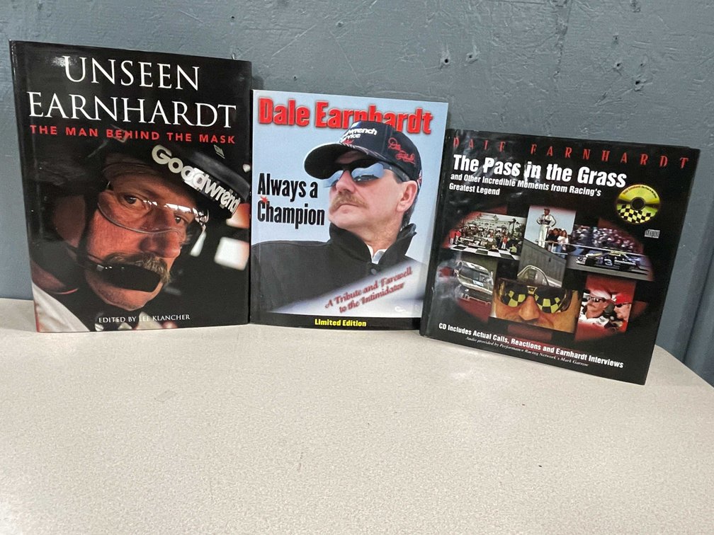 (3) Dale Earnhardt Books (T4)