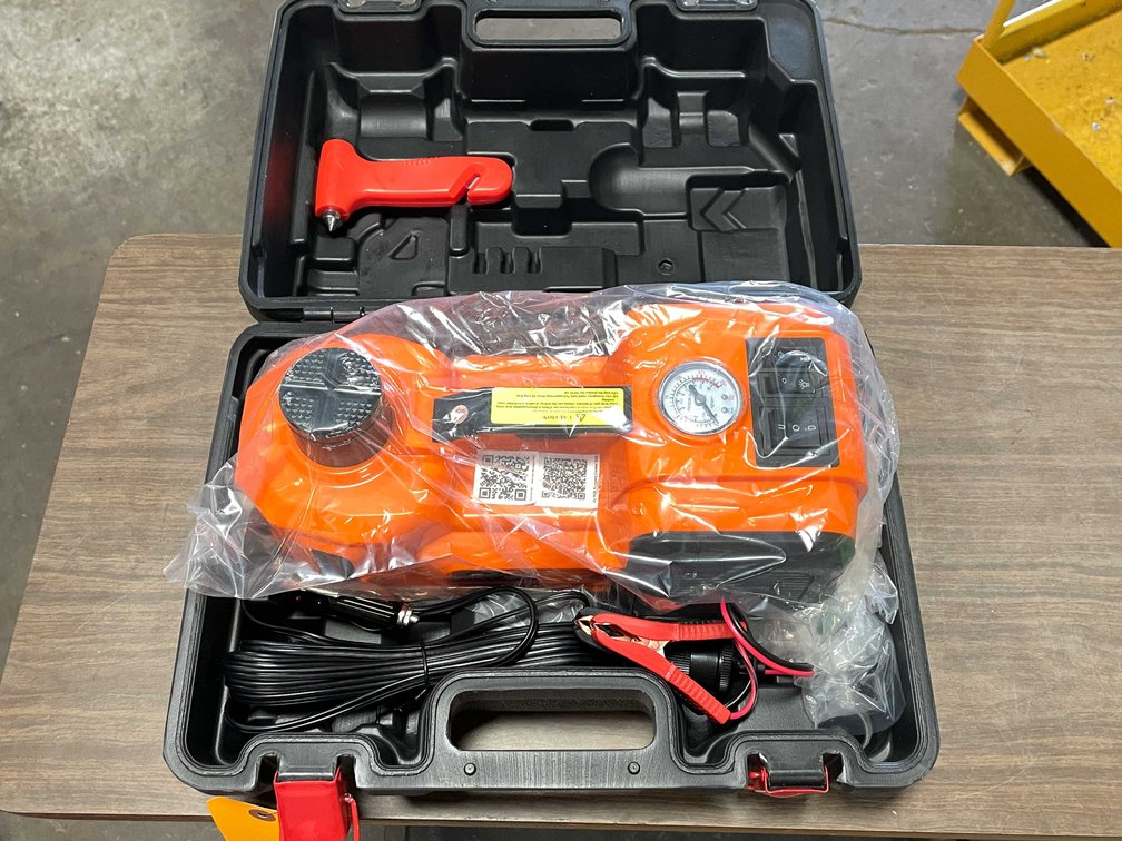 Hydraulic Vehicle Jack and More (CW)