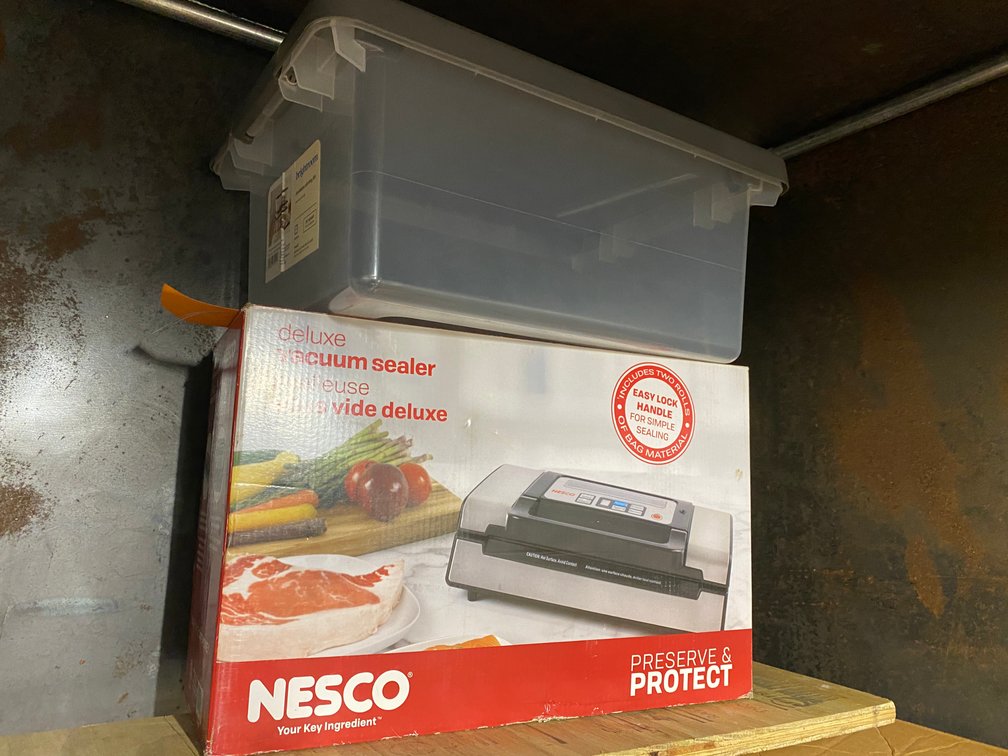 Nesco Deluxe Vacuum Sealer