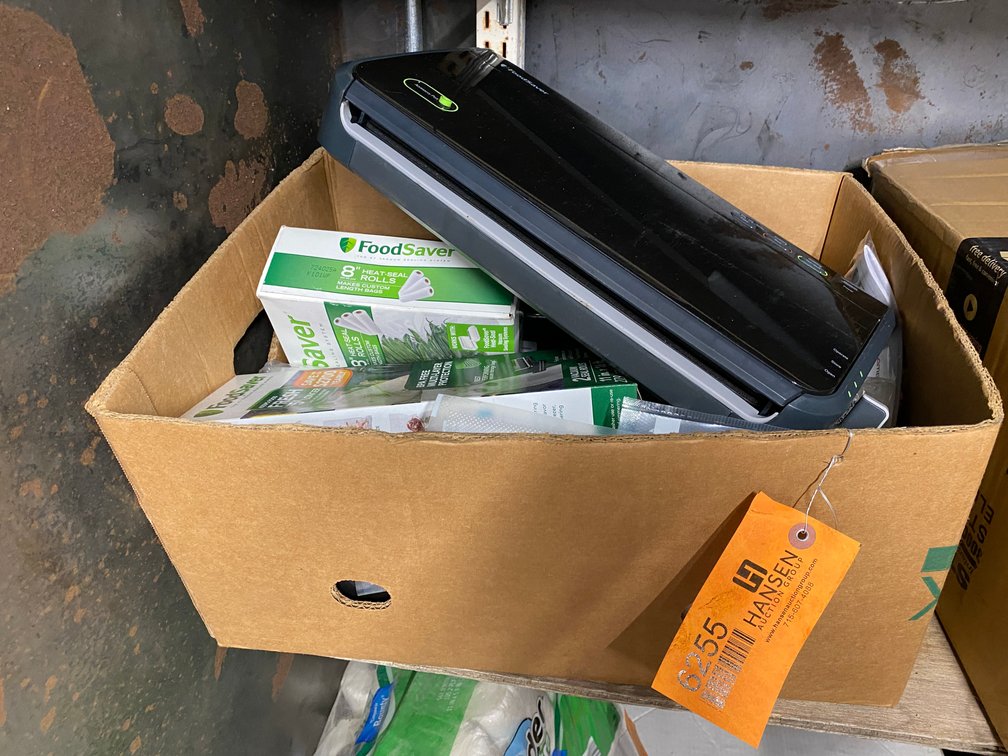 (3) FoodSaver Vacuum Sealers