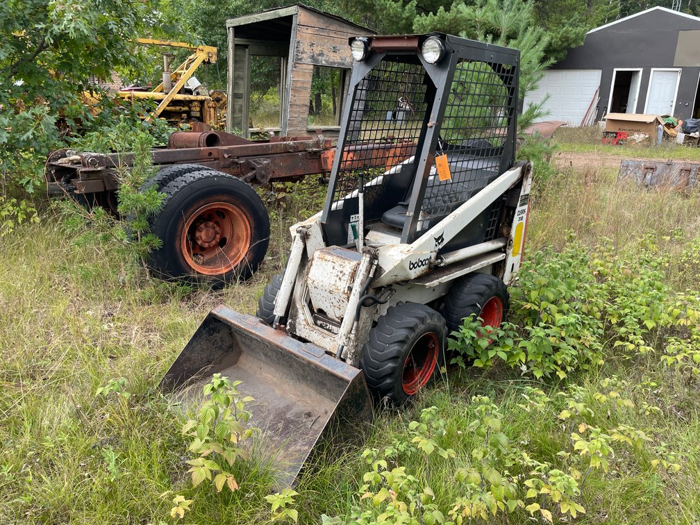 Bobcat 310 Mini Skid Steer