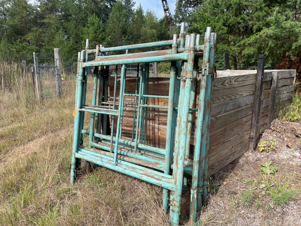(10) Scaffolding Uprights