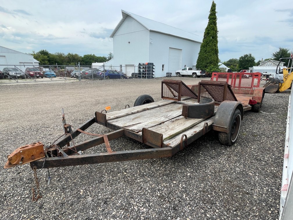 10' Single Axle Utility Trailer (No Title)