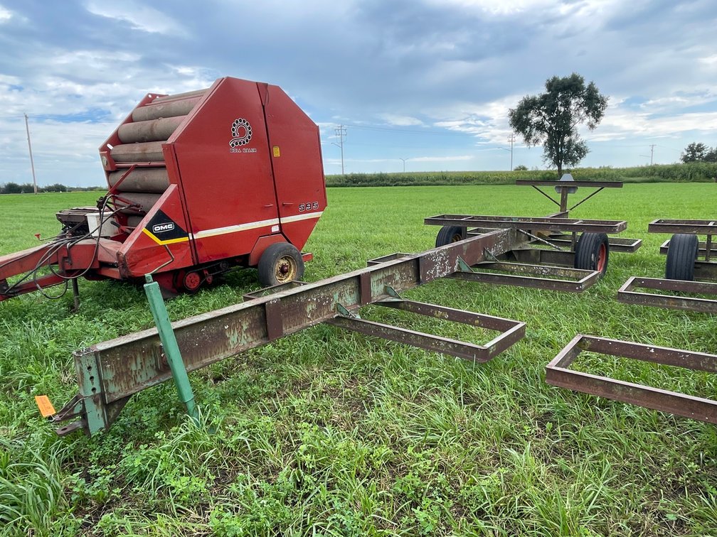 Round Bale Wagon