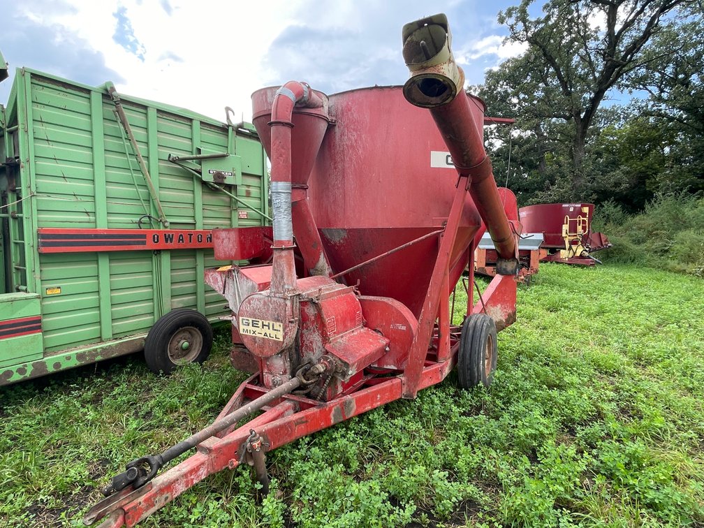Gehl Mix-All Feed Mixer