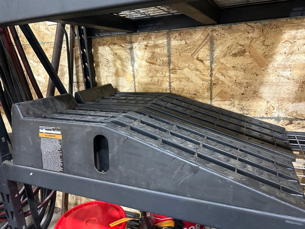 (1) 6 Ton Capacity Poly Car Ramp Set