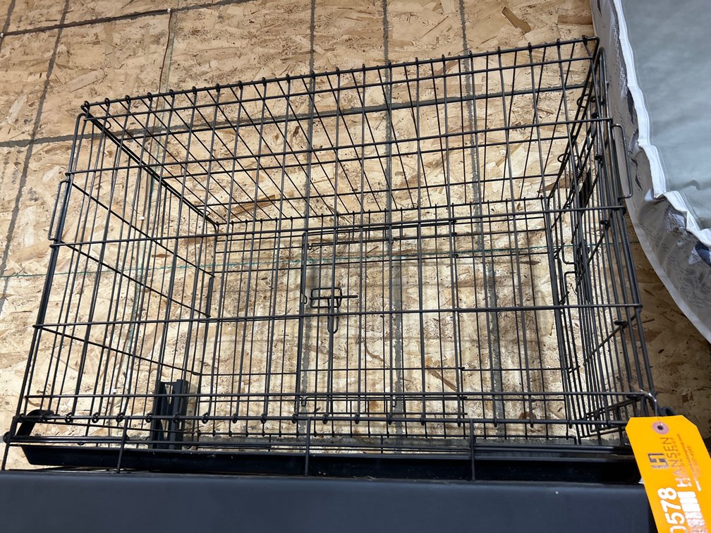 30" Precision Pet Products Folding Wire Pet Crate