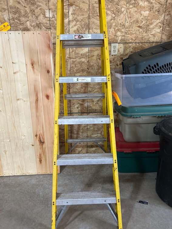 Keller 6' Fiberglass Step Ladder