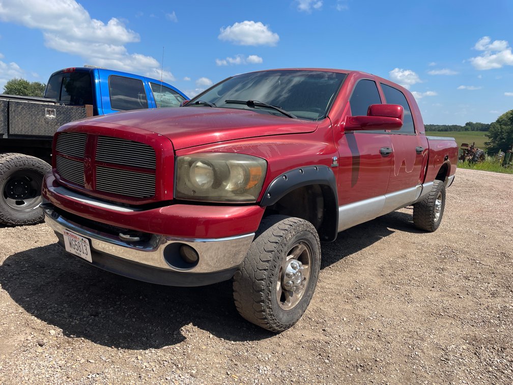 **REMOVED PER SELLER** 2006 Dodge Ram Mega Cab Pickup Truck (Has WI Title)