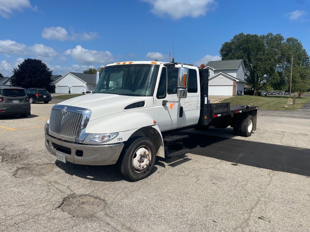 2003 International 4300 Straight Truck (Has WI Title) (OF)
