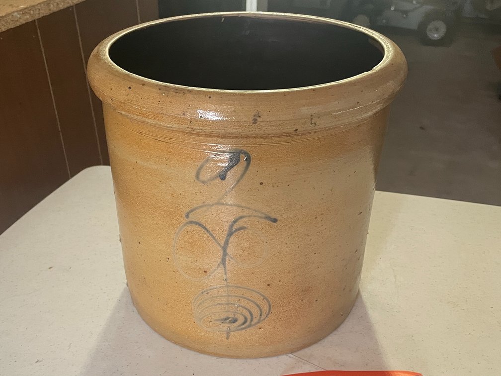 2 Gallon Bee Sting Crock