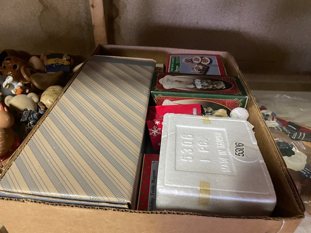 Assorted Christmas Items
