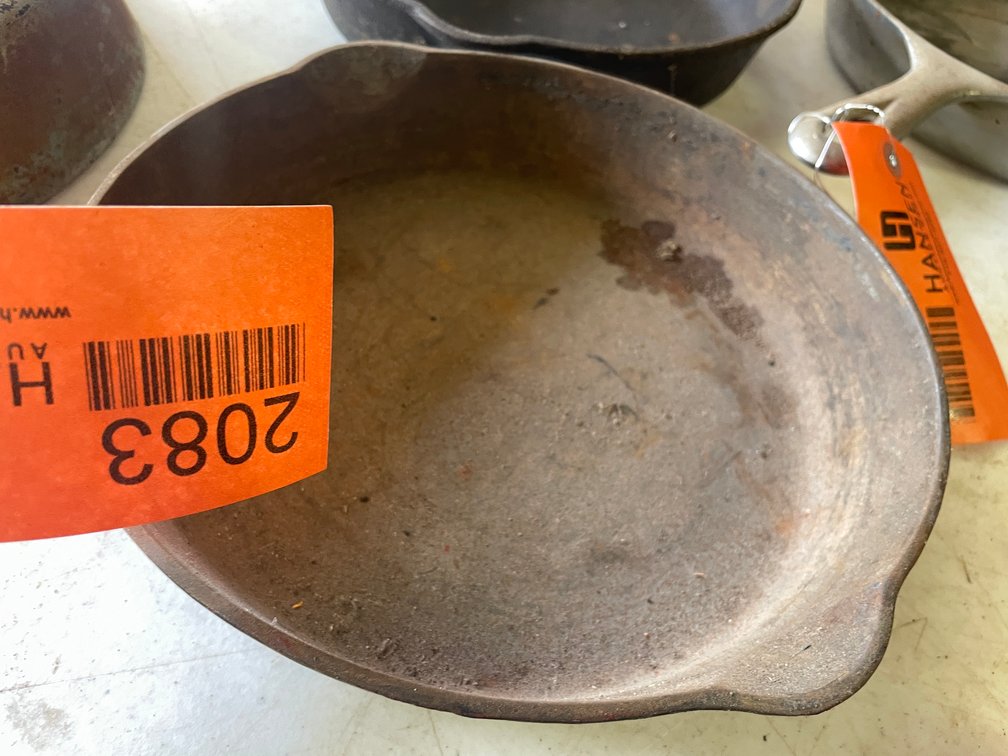Griswold 7 Cast Iron Fry Pan