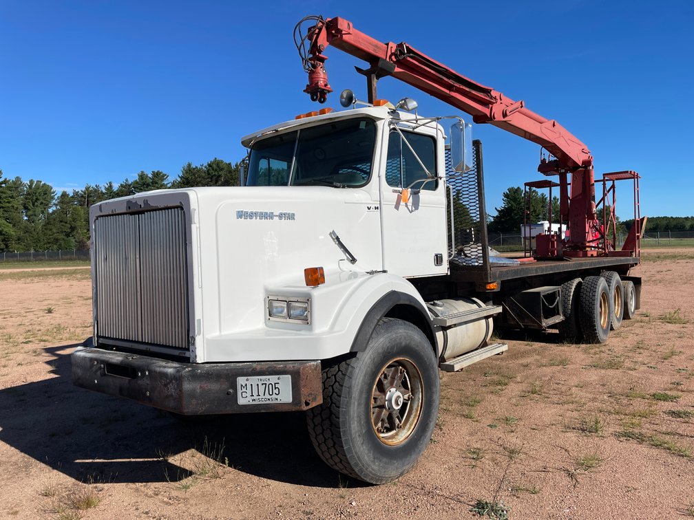 1990 Western Star 4800 Grapple Truck (Has WI Title)