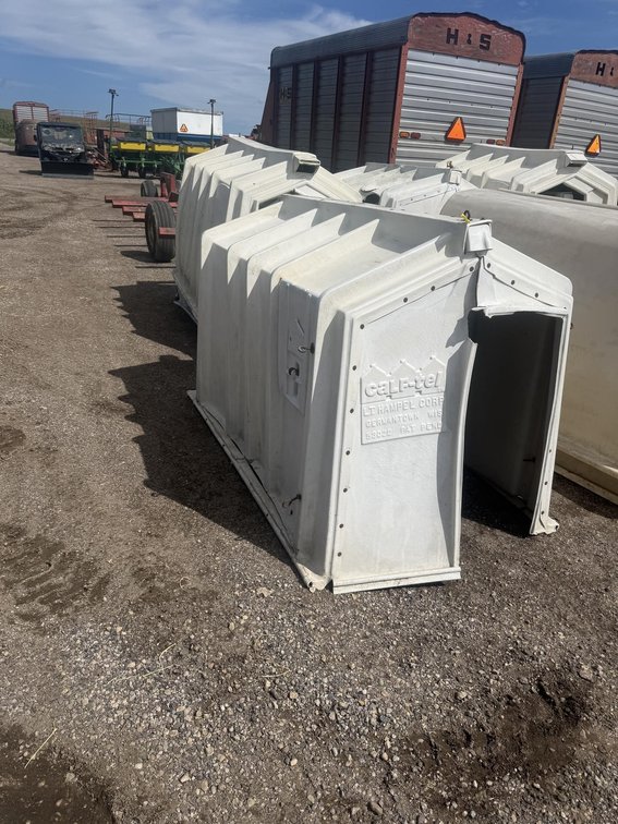 (10) Calf-Tel Hutches
