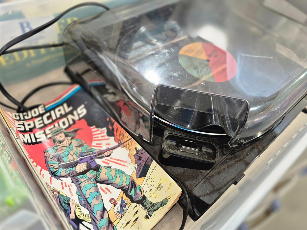 Ion IProfile Record Player