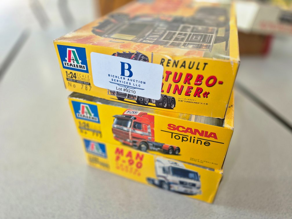 ITALERI 1:24 Scale Models