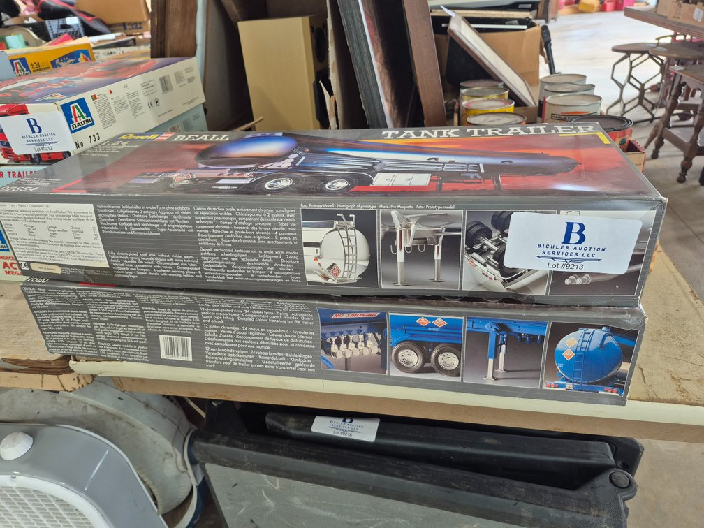 Revell- Beall 1:24 Scale Models