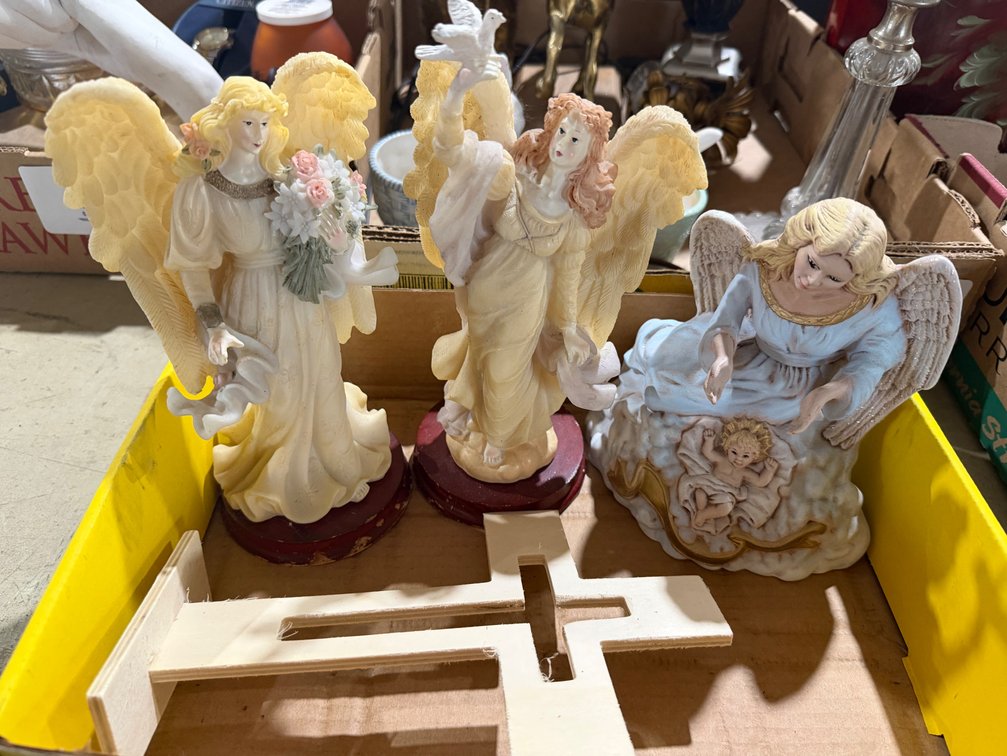 Resin Angels