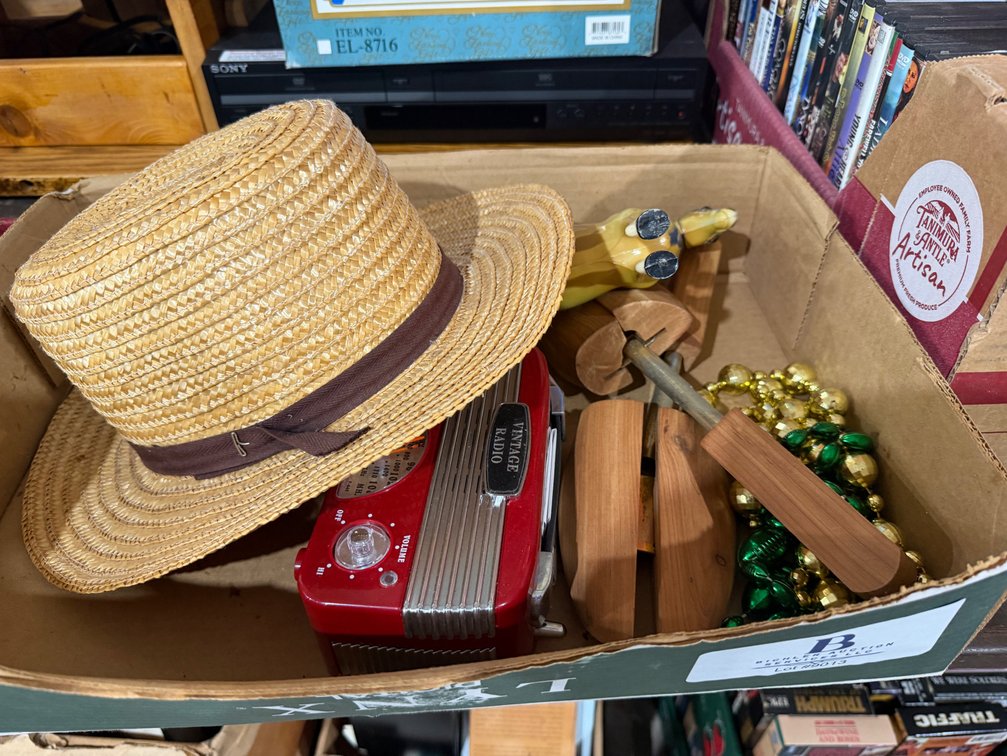 Mini Vintage Radio
