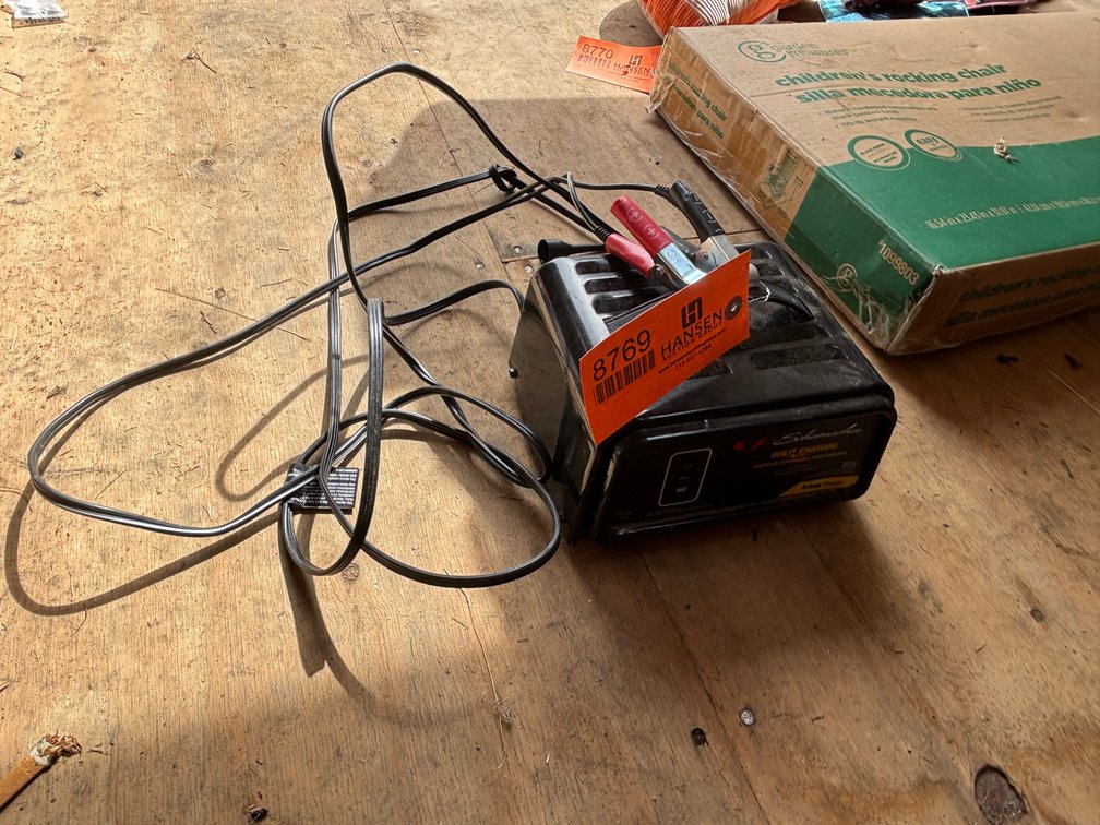Schumacher 6 Amp Charger (Strum, WI)