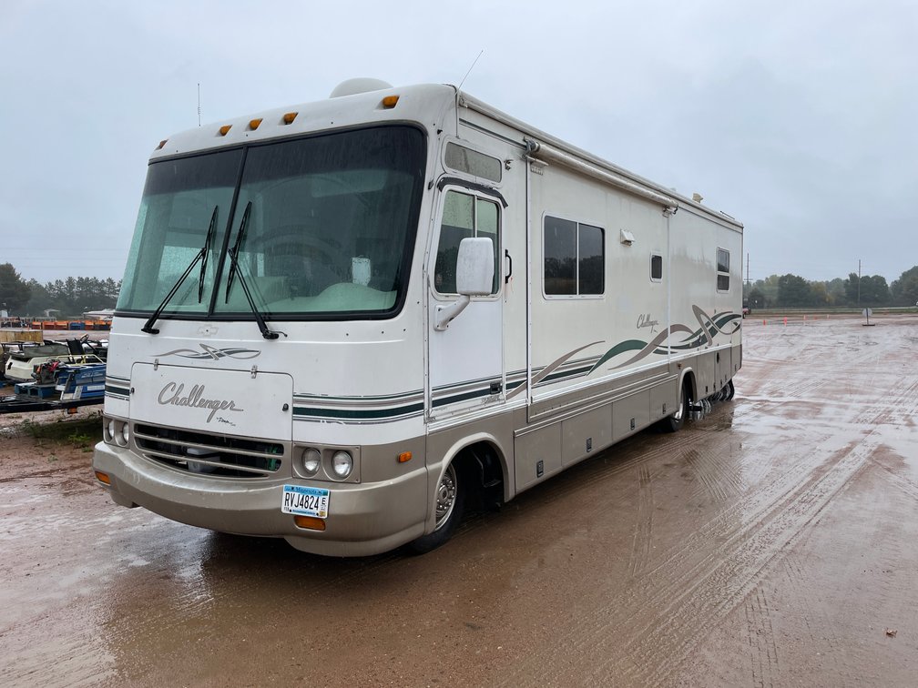1999 Damon Challenger RV (Has MN Title)