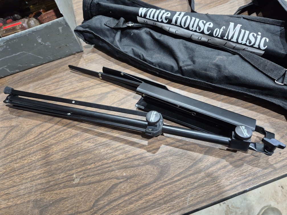 Whitehouse Music Stands