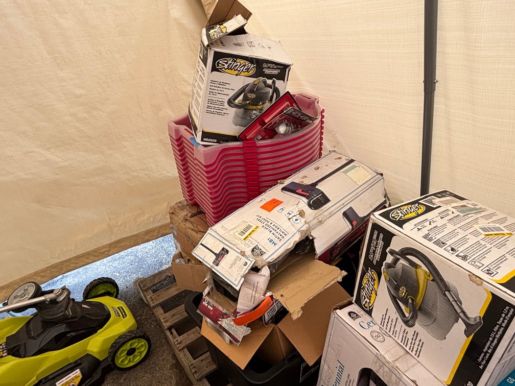 Pallet of Various Items (Fountain City, WI)