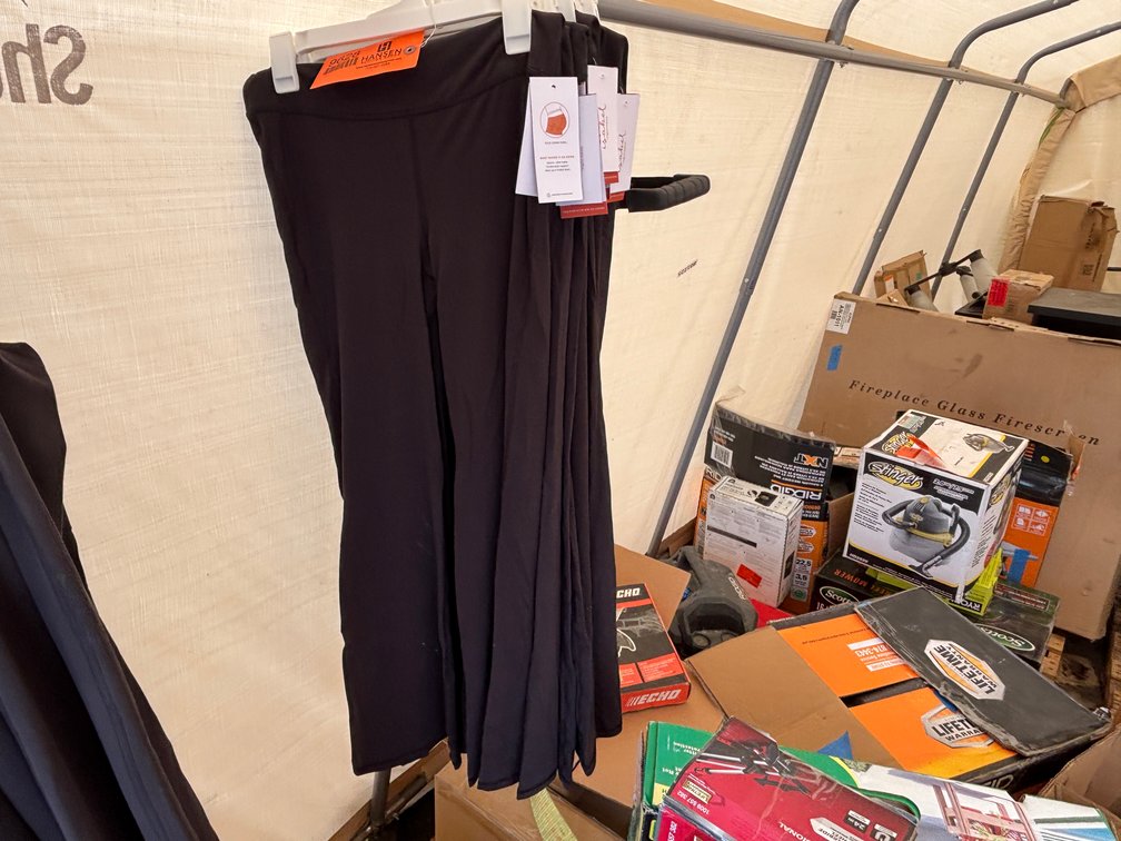 (6) Pairs of Isobel Pants (Fountain City, WI)