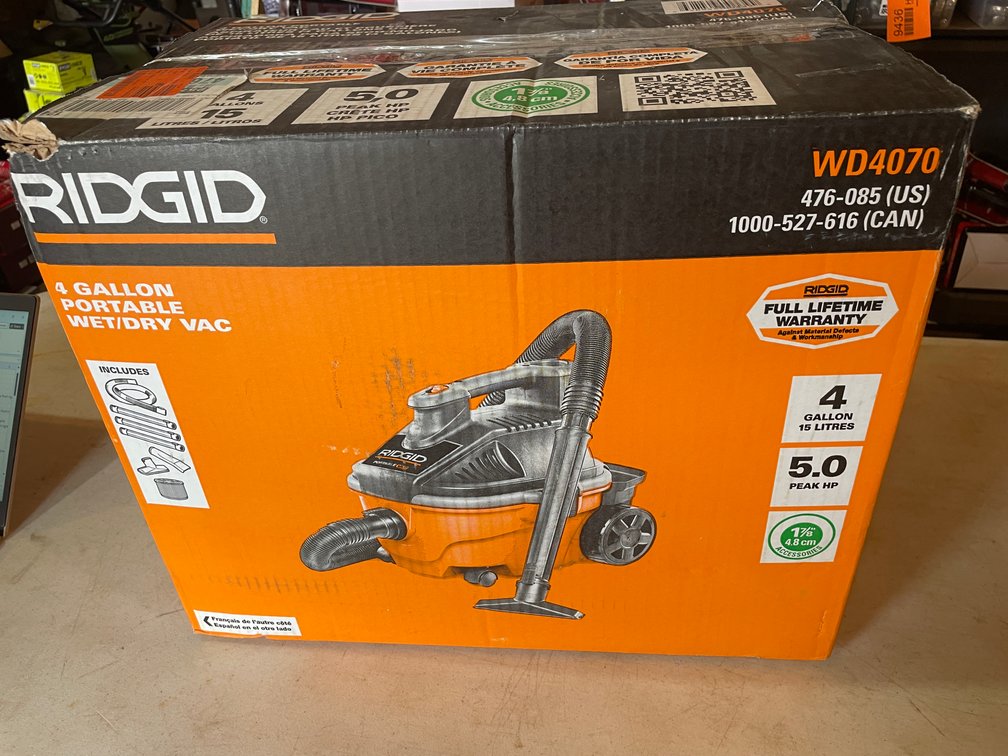 Rigid 4 Gallon Portable Wet/Dry Vac (Fountain City, WI)