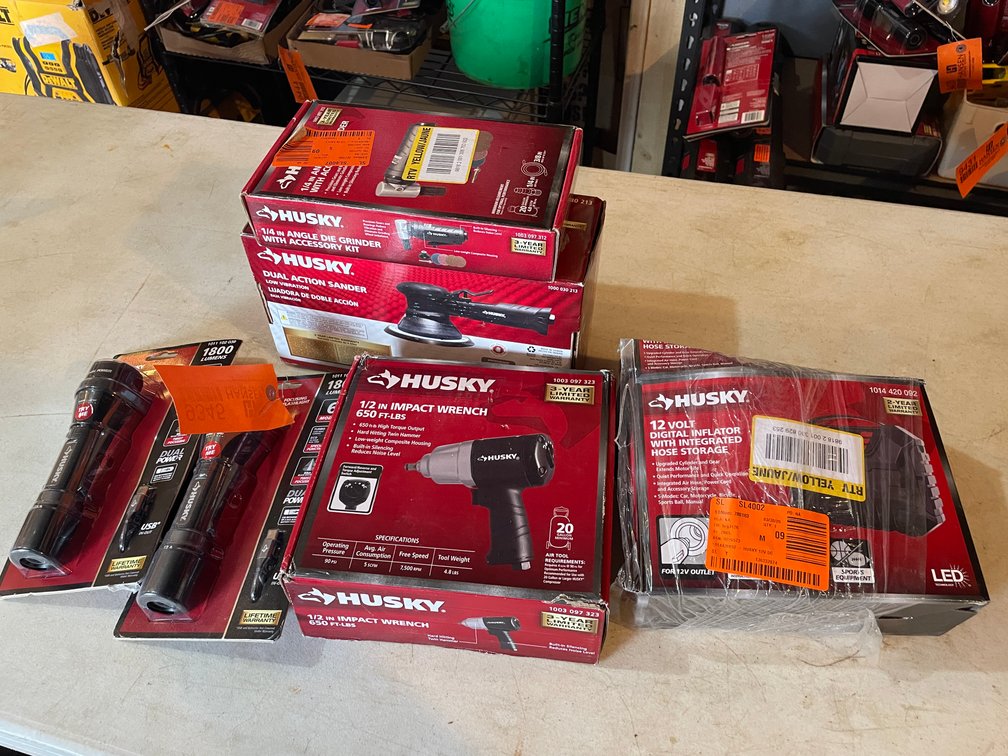 Husky Air Tools (Fountain City, WI)