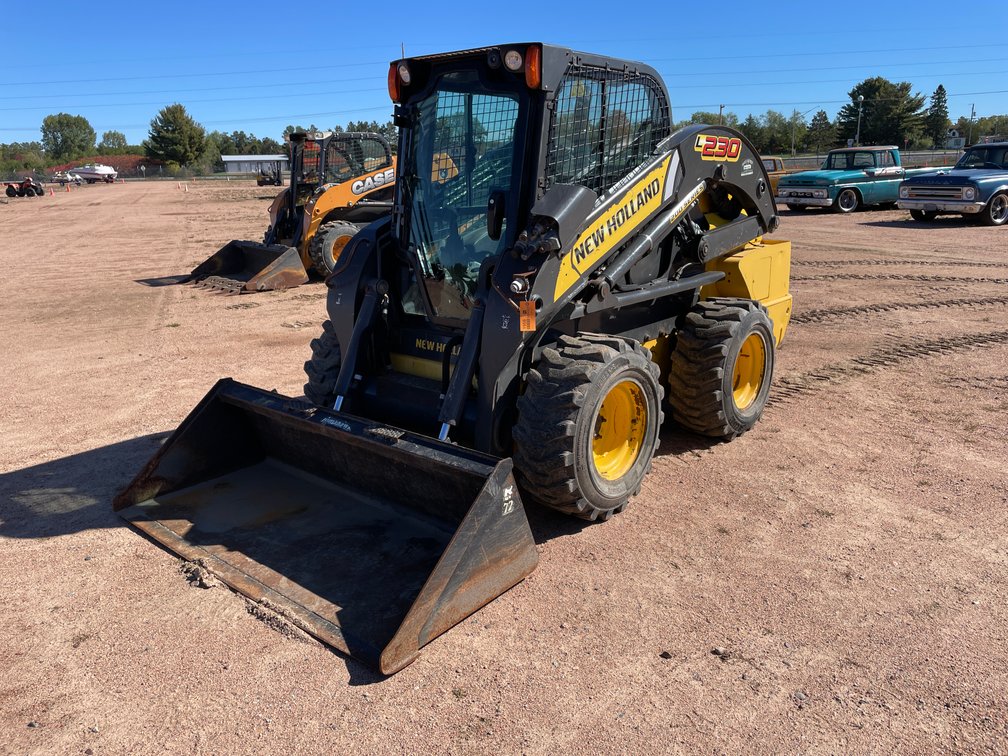 2015 New Holland L230 Skid Steer