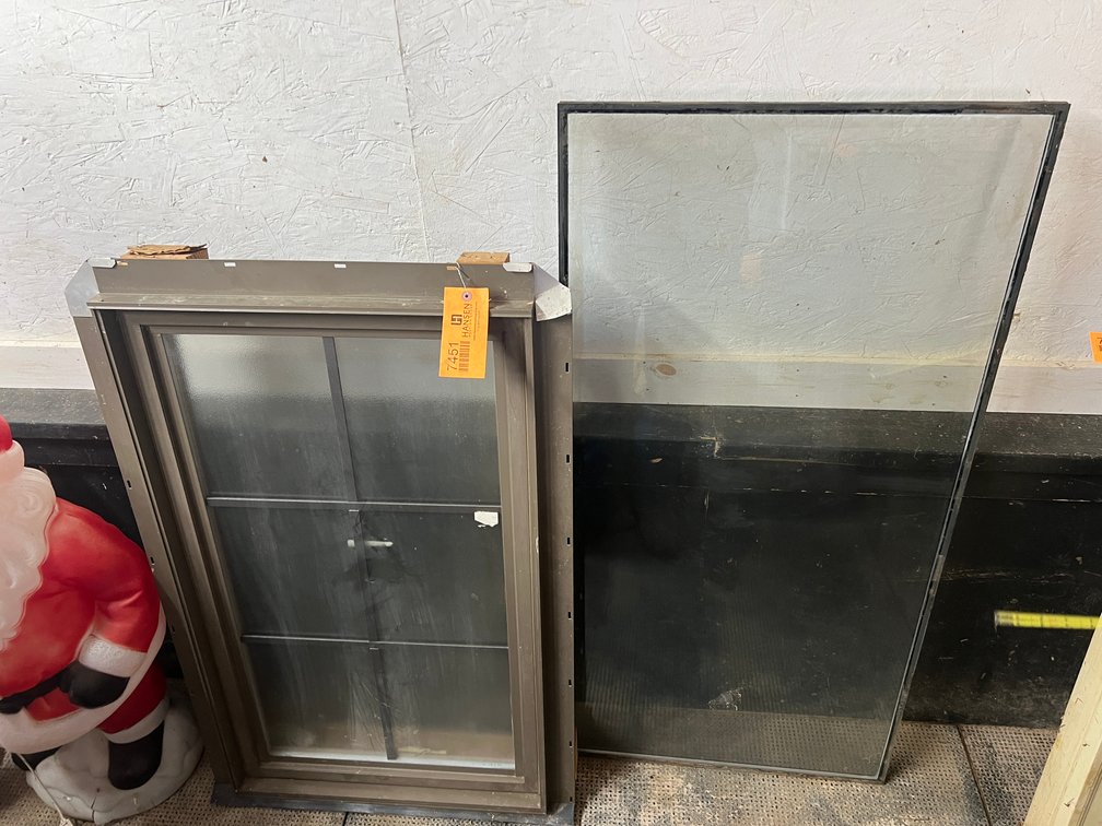 Privacy Window and Crank Out Window