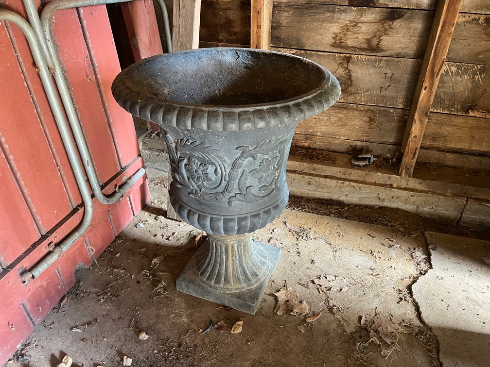 (1) Flower Pot