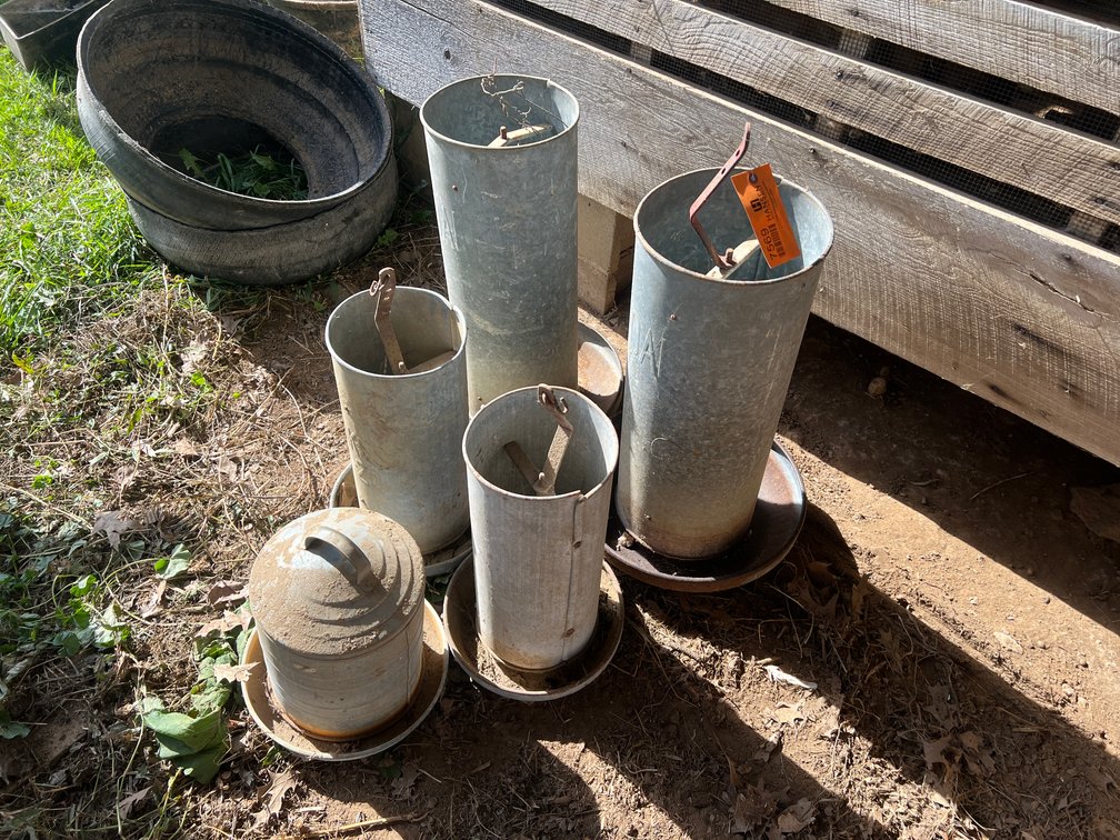 (4) Chicken Feeders (1) Waterer