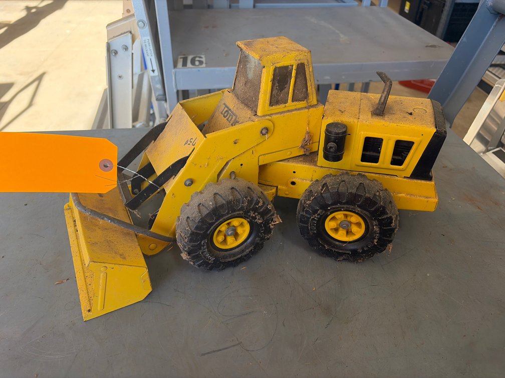 Tonka Pressed Steel Front Loader and Earthmover Scraper
