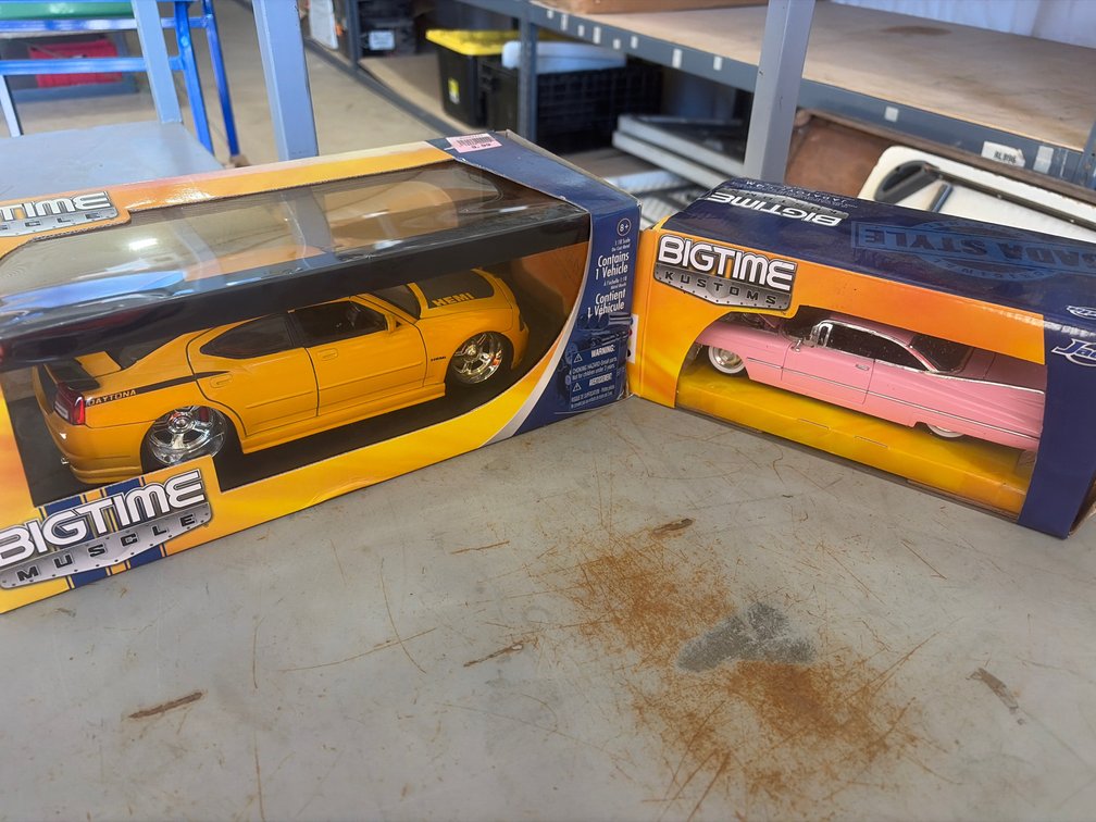 (2) Jada Bigtime Die Cast Model Cars