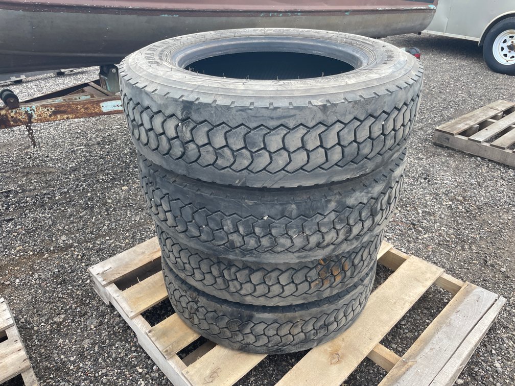 (4) 225/70R 19.5 Tires