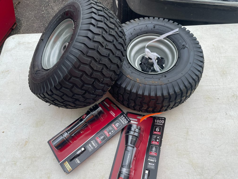 (2) Tires (Fountain City, WI)