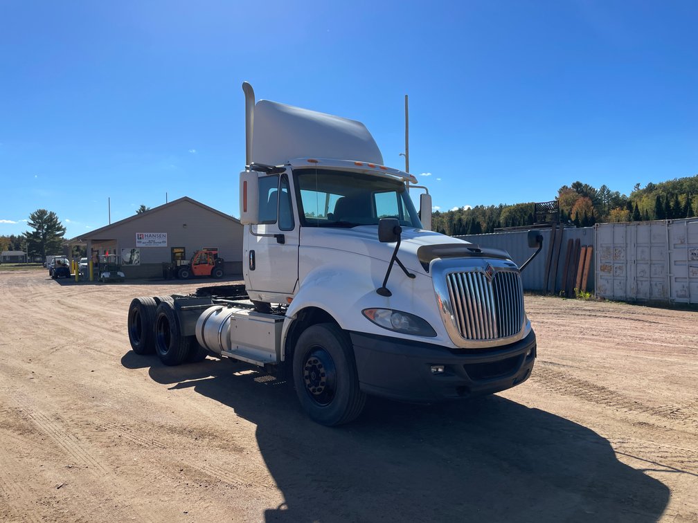 2015 International ProStar Day Cab  (Has WI Title)