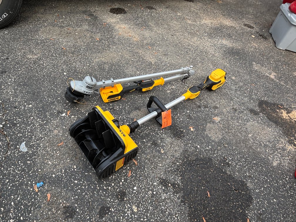 DeWalt 20V Weed Whip and Snow Broom (Fountain City, WI)